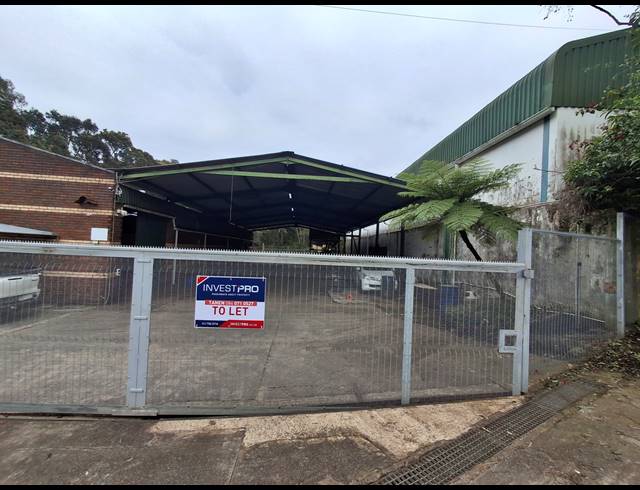 900M² WAREHOUSE TO LET IN MEISIES HALT